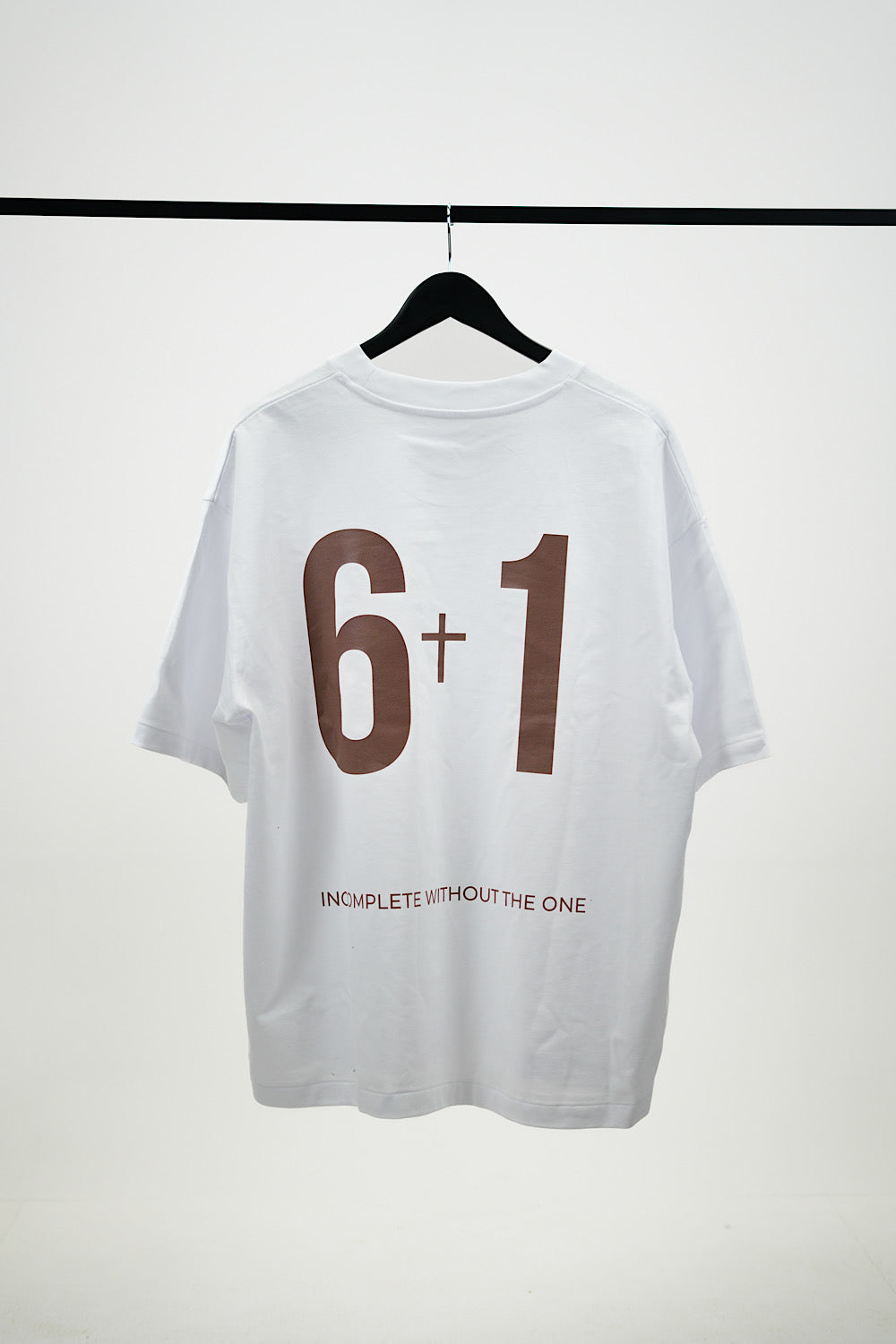 White 6+1 T-shirt (Unisex)